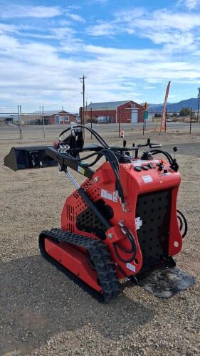 NEW - SDLANCH SDLL60 Mini Skid Steer Loader, 15 HP RATO Engine, 440 lb ROC, 36" Width - 5
