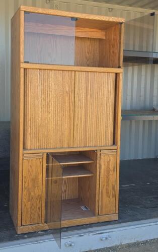 Traditional Oak Entertainment Center with Glass Cabinets and Internal Lighting - 2