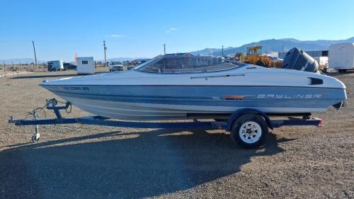 Bayliner Capri Bowrider 17ft, Mercury 150 HP Outboard, Trailer Included - 4