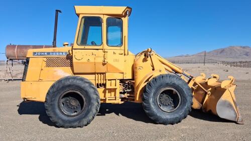 John Deere Articulated Wheel Loader, Enclosed Cab, Loader Bucket, 1,298 Hours