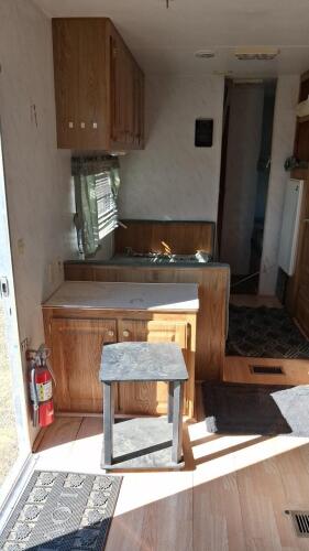 Cherokee 28ft Travel Trailer, Dual Axle, Roof AC, Propane System, Sleeps 4-6 - 12