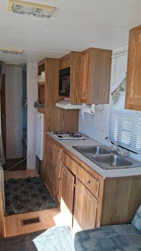 Cherokee 28ft Travel Trailer, Dual Axle, Roof AC, Propane System, Sleeps 4-6 - 13