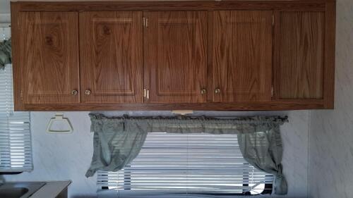 Cherokee 28ft Travel Trailer, Dual Axle, Roof AC, Propane System, Sleeps 4-6 - 16