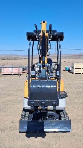 NEW - ME20 Mini Excavator, Kubota Diesel, Thumb Attachment, 13.7hp, Rubber Tracks, Open ROPS - 3