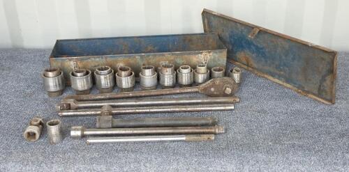 Heavy-Duty 3/4" Drive Socket Wrench Set with Ratchet, Extensions, and Steel Case