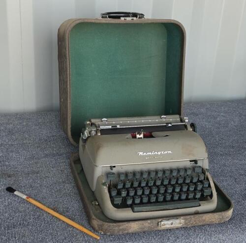 Remington Quiet-Riter Miracle Tab Portable Typewriter with Case, 1950s, Gray Finish