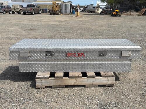 Delta Aluminum Diamond Plate Crossover Truck Tool Box