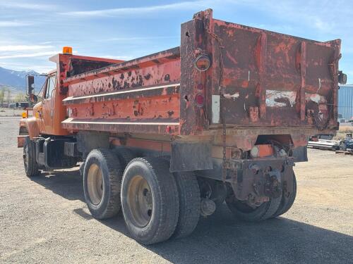 1997 International 4900 Tandem Axle Dump Truck, Hendrickson-Godwin Body - 6