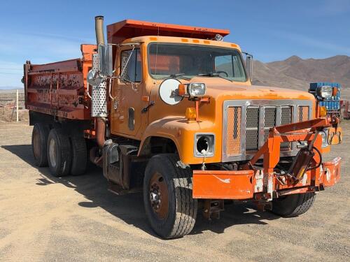 1997 International 4900 Tandem Axle Dump Truck, Hendrickson-Godwin Body - 7