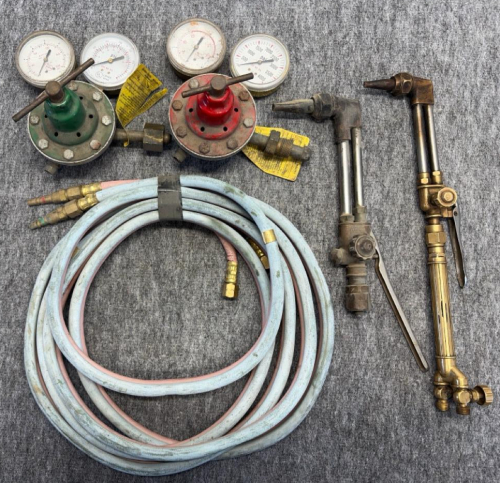 Oxy-Acetylene Torch Kit&mdash;Regulators, Hoses, Torch Handles, Attachments