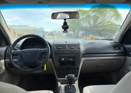 2008 Ford Fusion SE Sedan, Automatic, 215k Miles, 2.3L I4 - 10