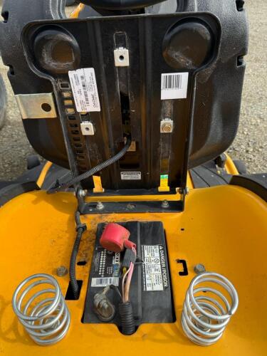 Cub Cadet XT1 Enduro Series Riding Lawn Mower - 3