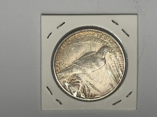 1922 Peace Silver Dollar, Philadelphia Mint, 90% Silver, Anthony de Francisci Design - 4
