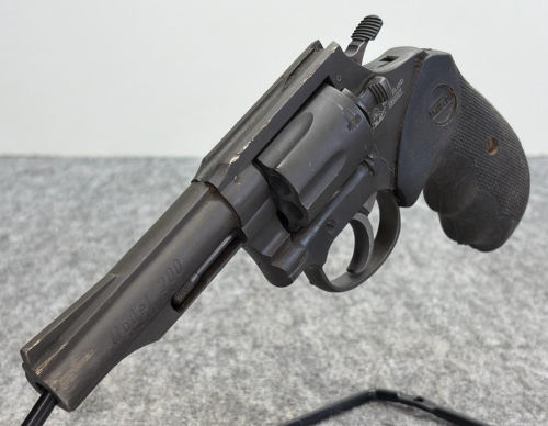 Rock Island Armory Model 200 .38 Special Revolver, 4" Barrel, Blued - 5