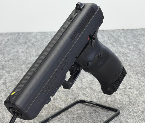 Hi-Point JCP .40 S&W Semi-Automatic Pistol, 4.5" Barrel - 2