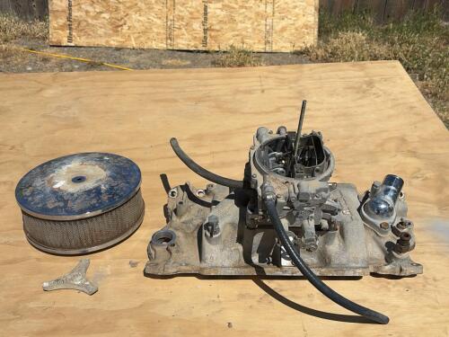 4-Barrel Carburetor with Dual Plane Aluminum Intake Manifold