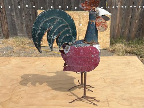 Large Metal Rooster Garden Statue