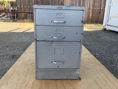 Vertical 3-Drawer Metal Filing Cabinet, Legal/Letter Size, Heavy Duty