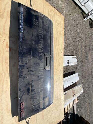 GMC Sierra SLE Standard Tailgate, 2007&ndash;2013, Black, OEM