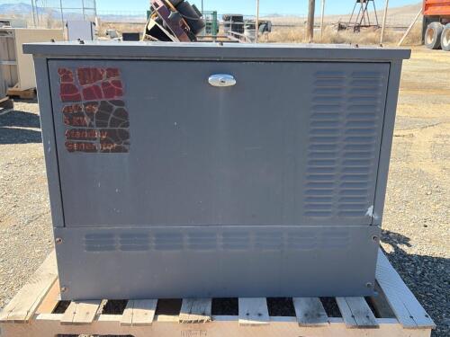 Dayton 4W166H 5kW Standby Generator, 120/240V