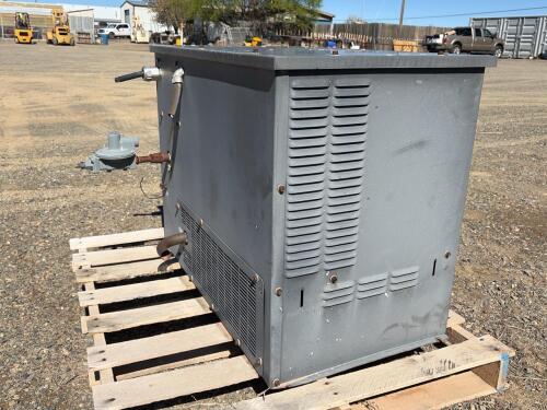 Dayton 4W166H 5kW Standby Generator, 120/240V - 4