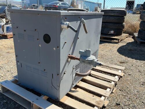 Dayton 4W166H 5kW Standby Generator, 120/240V - 6