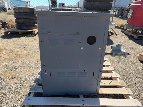 Dayton 4W166H 5kW Standby Generator, 120/240V - 7