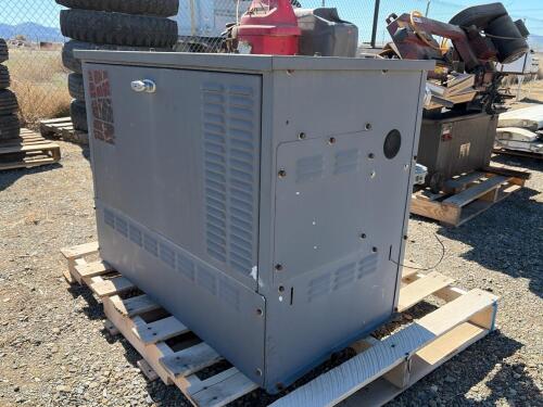Dayton 4W166H 5kW Standby Generator, 120/240V - 8