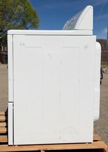 Kenmore 7.0 cu ft Electric Dryer, Front Load, 12 Cycles! - 6