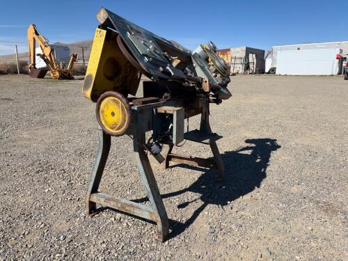 Wellsaw Horizontal Metal Cutting Bandsaw, 1/2 HP 115V! - 2