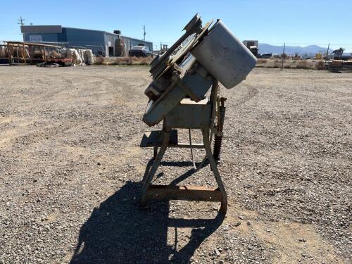 Wellsaw Horizontal Metal Cutting Bandsaw, 1/2 HP 115V! - 7