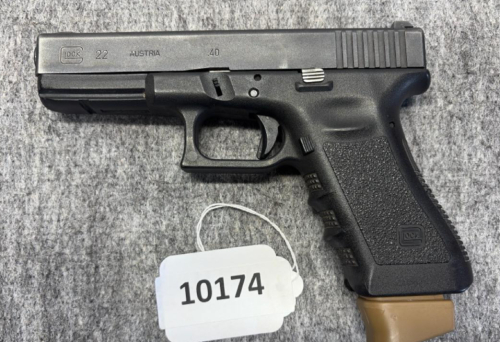 Glock 22 Gen 3 .40 S&W Semi-Auto Pistol, Mag Extension, 4.49" Barrel! - 20