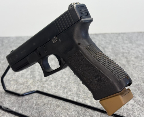 Glock 22 Gen 3 .40 S&W Semi-Auto Pistol, Mag Extension, 4.49" Barrel! - 8