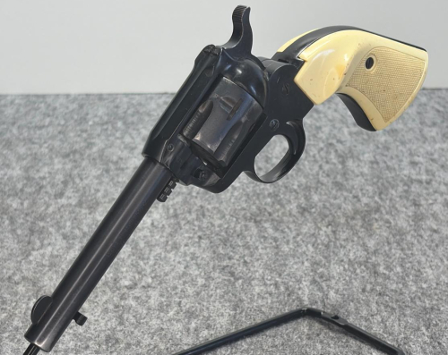 R&ouml;hm RG66 .22 LR Single-Action Revolver, 6" Barrel, Blued Finish! - 2