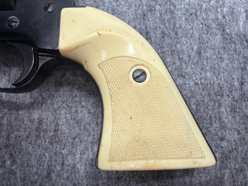 R&ouml;hm RG66 .22 LR Single-Action Revolver, 6" Barrel, Blued Finish! - 11