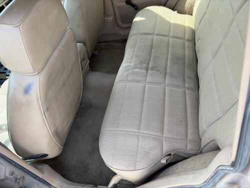 1993 Jeep Cherokee Sport - 4x4 - 12