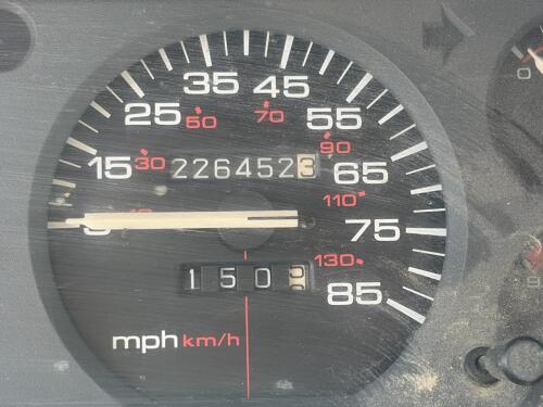 1993 Jeep Cherokee Sport - 4x4 - 23