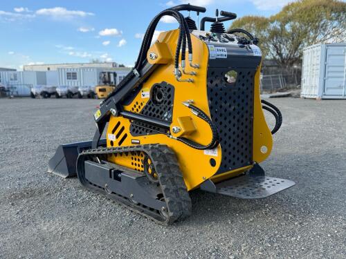 Mini Skid Steer Loader SDLL60 Gas, 25hp - 2