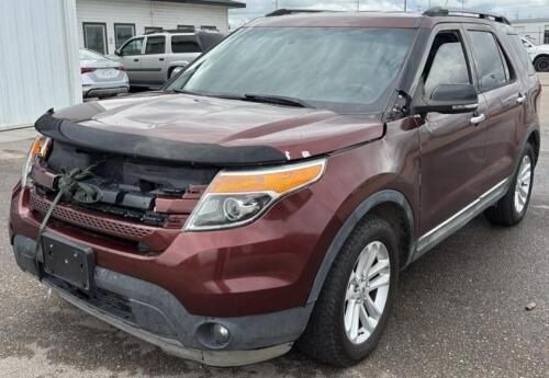 2015 FORD EXPLORER - 4X4!