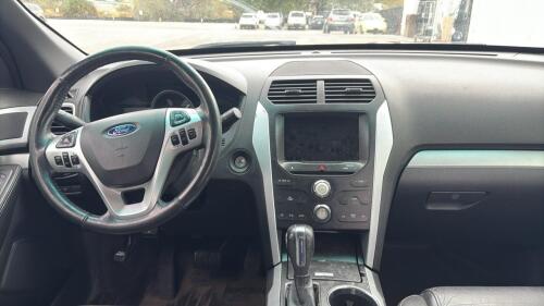 2015 FORD EXPLORER - 4X4! - 15