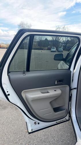 2008 FORD EDGE LIMITED - LEATHER INTERIOR - HEATED SEATS - 9