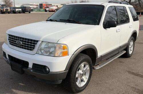 2003 FORD EXPLORER SPORT - 4X4!