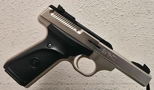 Browning Buck Mark .22 LR Semi-Automatic Pistol