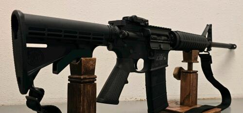 Smith & Wesson M&P15 Semi-Automatic Rifle, 5.56mm/.223 - 2