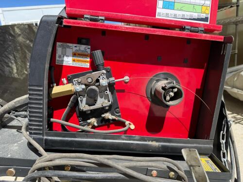 Lincoln Electric 140 HD 120v welder w/regulator And Cart - 5