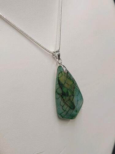 24.30ct Green Dragon Vein Agate Inverted Triangle Necklace on .925 Chain - 2