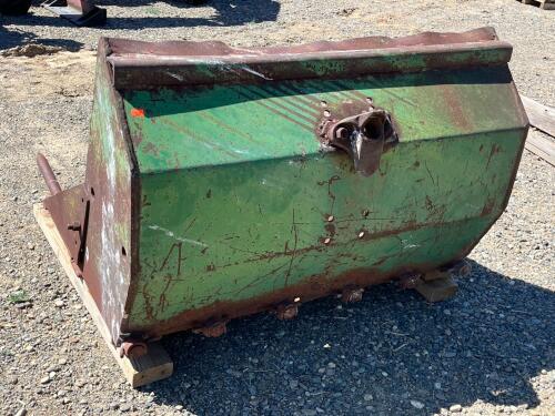 Oliver Small Tractor Trip Bucket And Hydraulics - 2