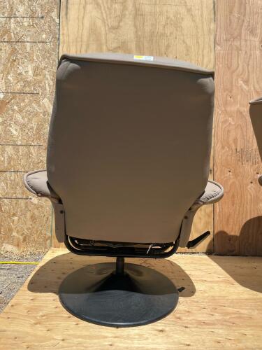 Pair Of RV Swivel Chairs Recliners - 4
