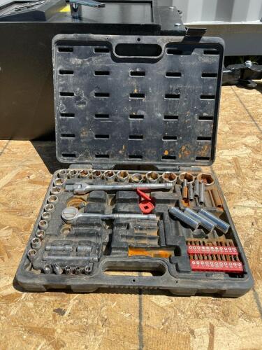Hoist Chain, Cordless Makita Skill Saw (no battery), Socket Set, and more - 15