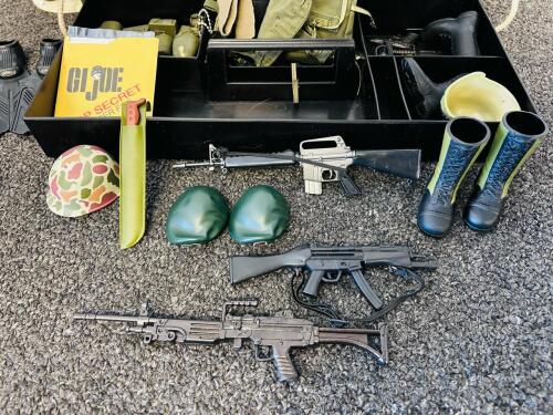 GI Joe Classic Collection U.S. Marines "Lewis" Figure with Footlocker, Uniforms, Weapons, Gear - 2